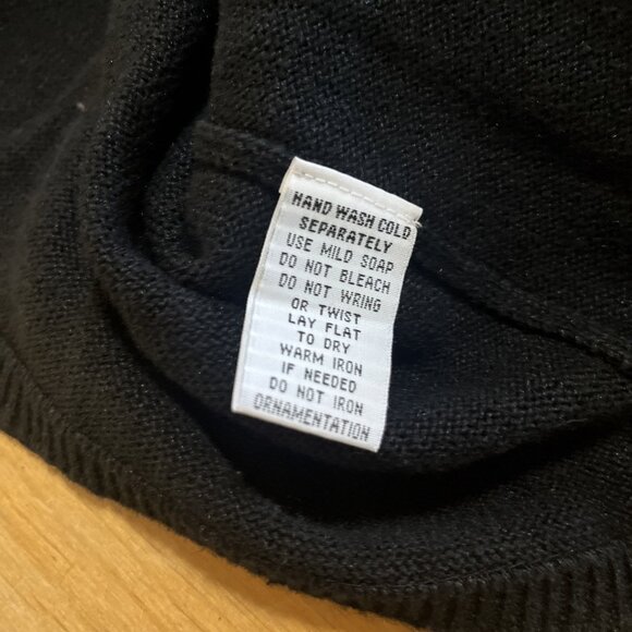 Emma Tricot Black Beaded Heart Sweater Heart Buttons Knit Cardigan Womens Sz M - Picture 9 of 12